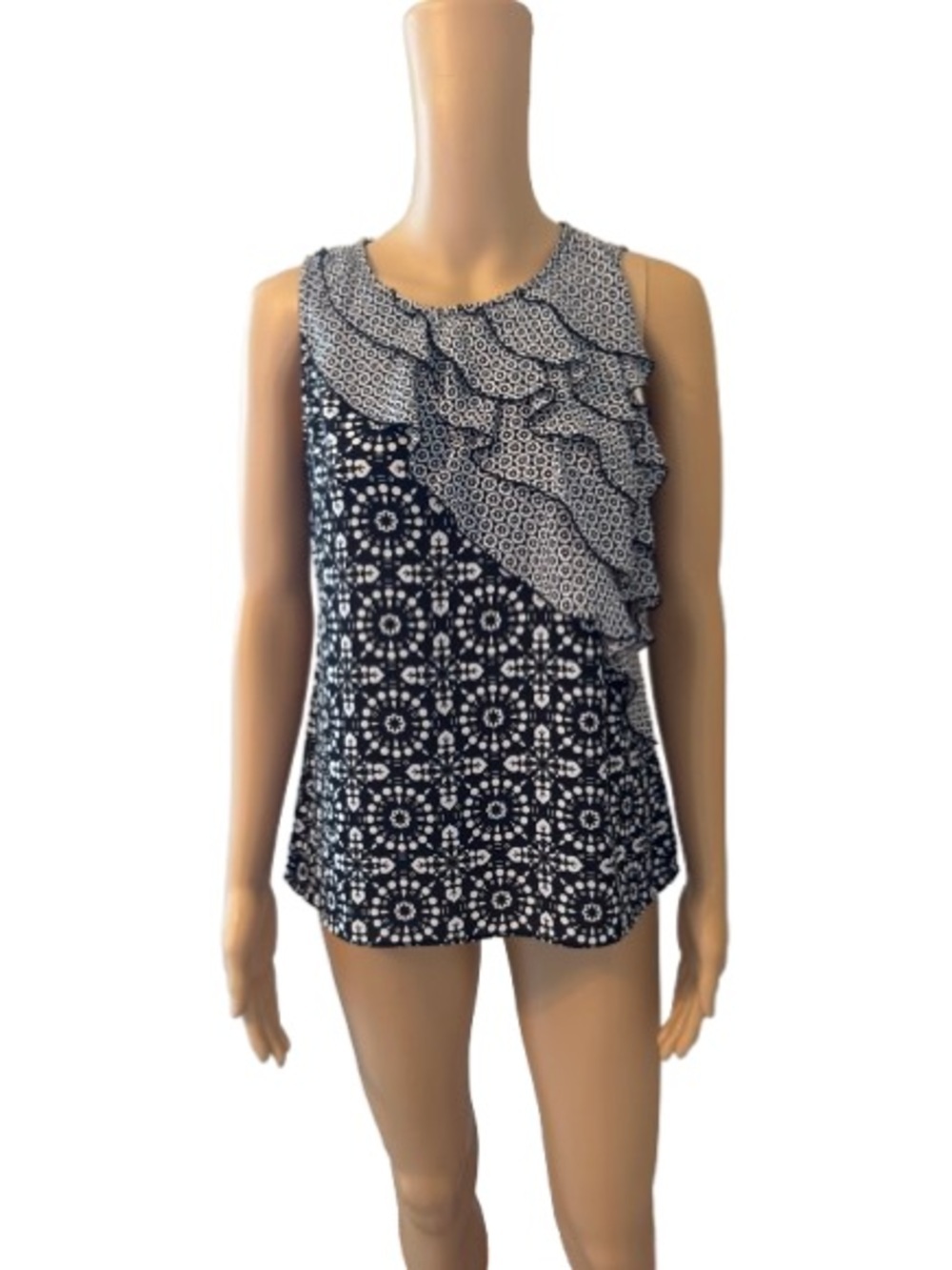 WHBM Sleeveless Black White Patterned Ruffle Front Top Size 2